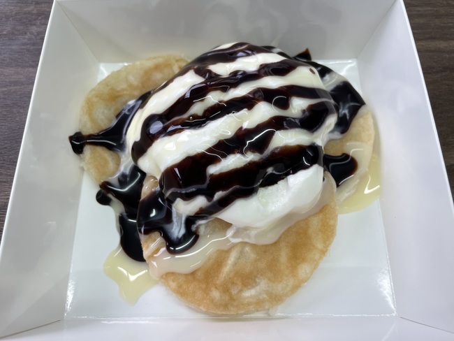 トッピング(生クリーム・練乳・チョコレートソース・キャラメルソース・あんこ・あんバター・はちみつのうちどれか3種類)