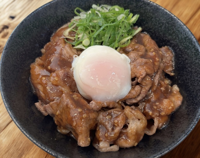 温玉カルビ丼