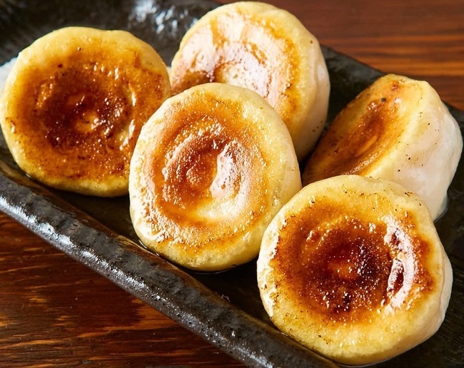 丸餃子　肉汁たっぷり　　焼き餃子　水餃子