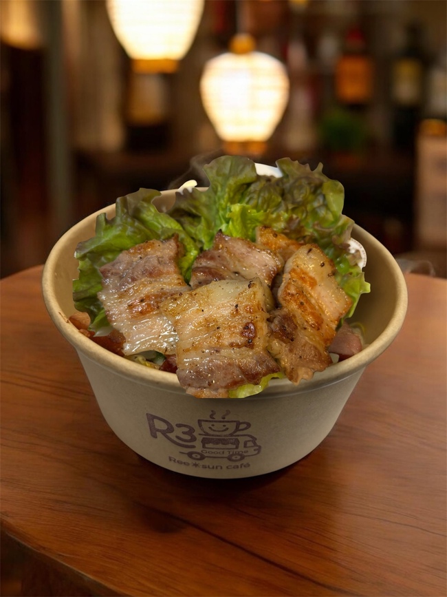 豚バラ丼