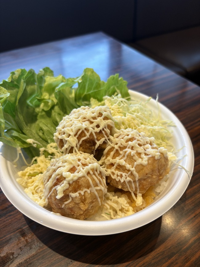 スタミナ唐揚げ丼