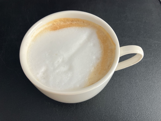 竹炭焙煎カフェラテ