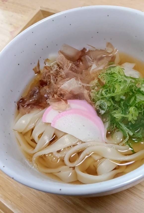 九条ねぎと花鰹のきしめん