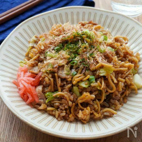 神戸　そばめし