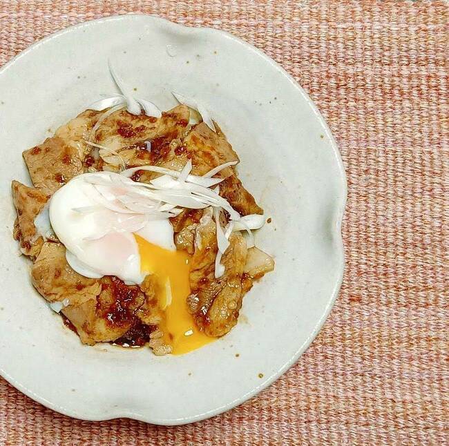 岐阜県産豚肉の特製豚丼　並盛り