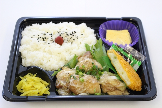 日替わり弁当３種例､うま塩ネギチキン弁当