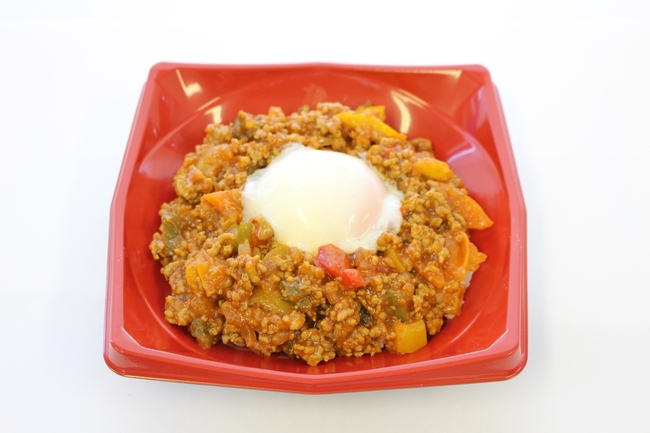 日替わり丼物例　キーマカレー丼