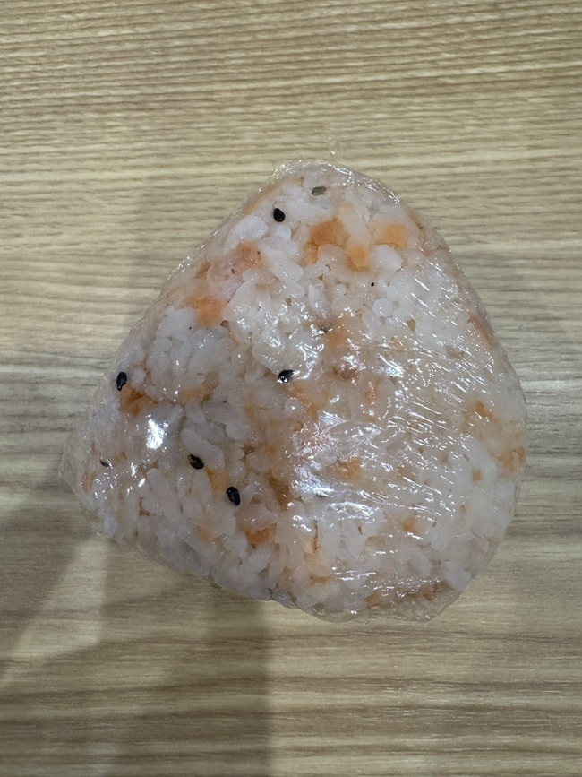 シャケおにぎり