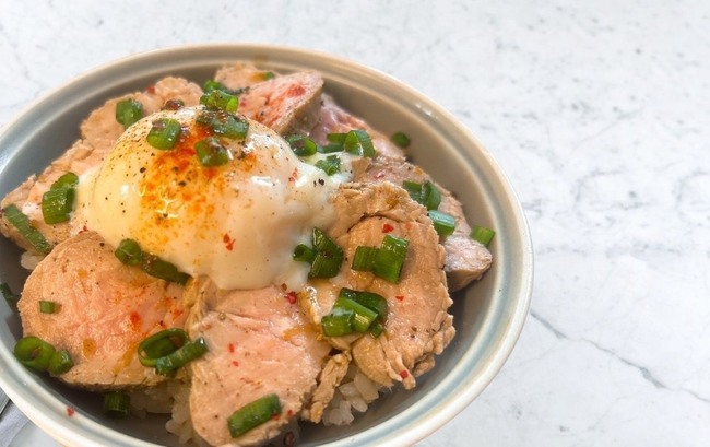 自家製ローストポーク丼