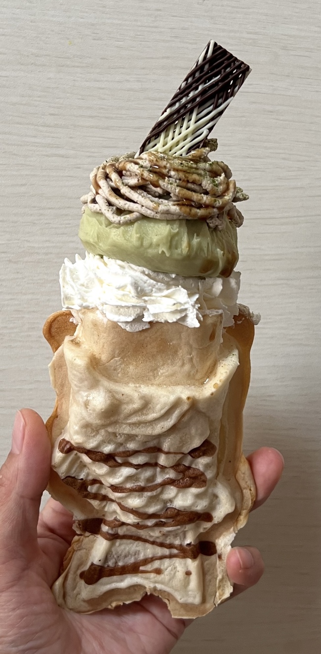 たい焼きパフェ　まっちゃあんモンブラン
