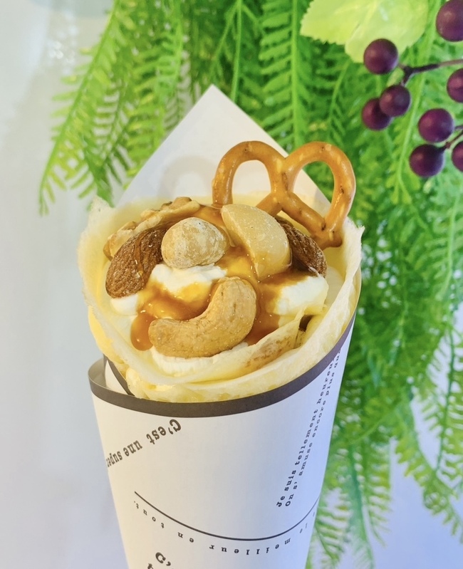 純生クリームクレープ