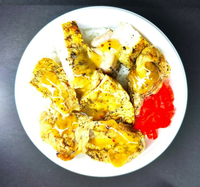 炭焼　鶏塩丼