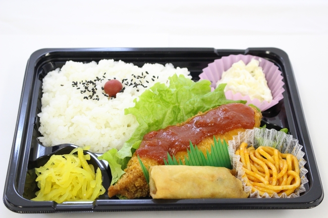 日替わり弁当３種例､白身魚フライ　トマトソース弁当