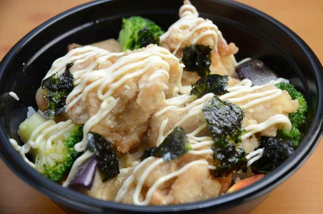 マヨがけからあげ丼