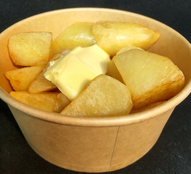 カットじゃがバター