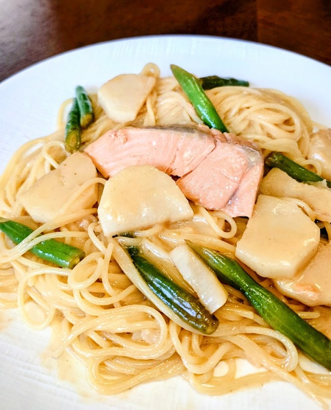 鮭のクリームパスタ