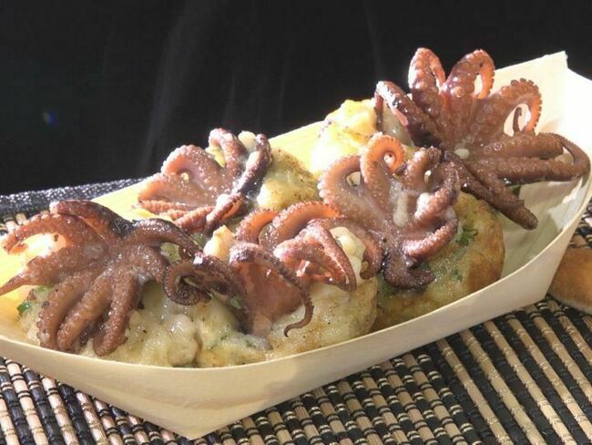丸ごとイイダコたこ焼き
