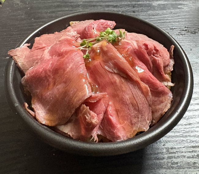 ローストビーフ丼