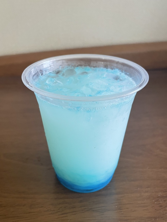 青いカルピスソーダ