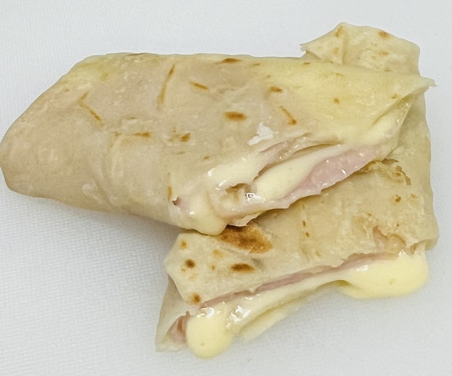 チーズハムブリトー