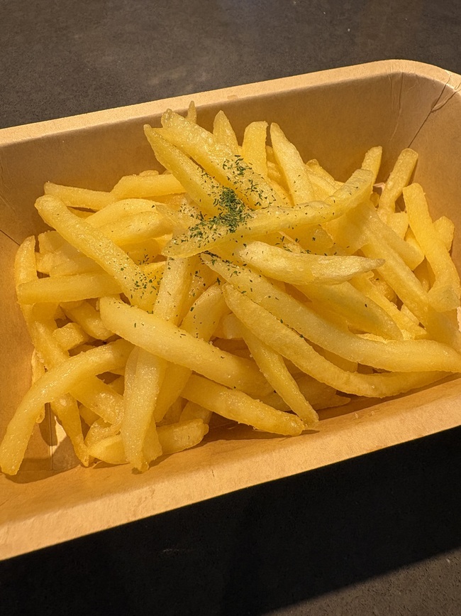 ポテトフライ　ピンクソルト