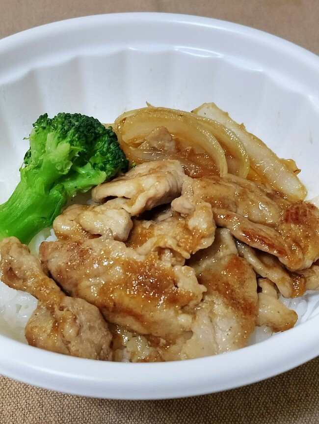 豚肉しょうが焼き丼ぶり