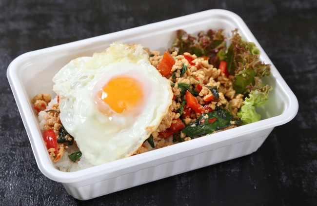 ガパオライス(挽き肉のバジル炒め)目玉焼き付+￥100