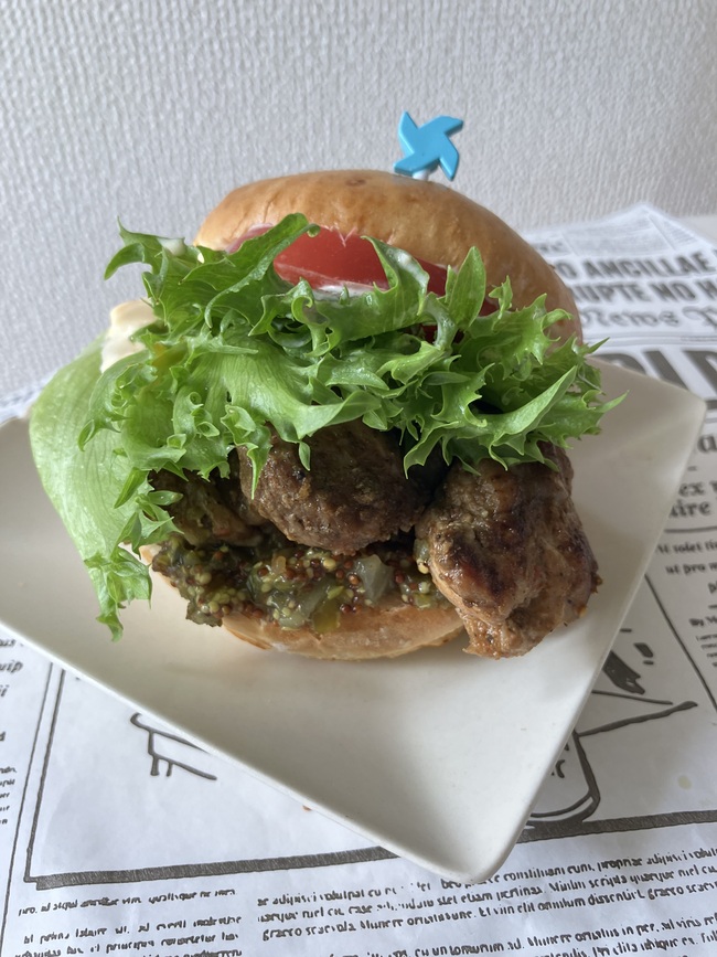 ジャークチキンバーガー