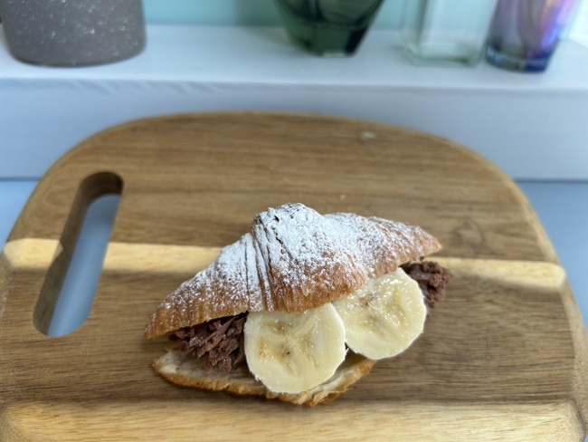 クロワッサンスイーツ　チョコバナナ