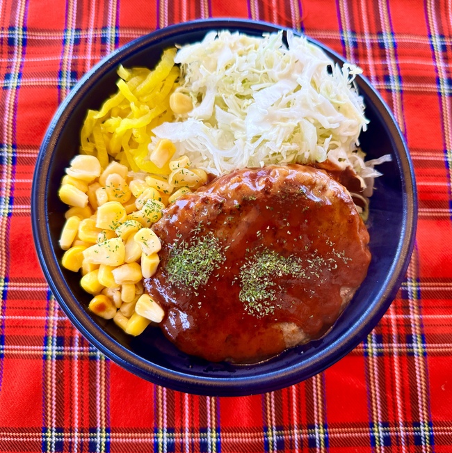 自家製濃厚ソースのふわふわハンバーグ丼