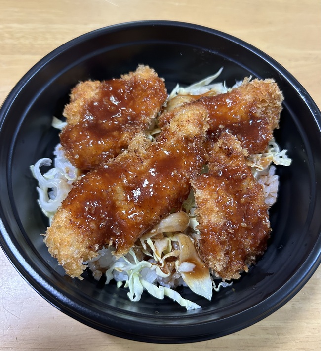 ソースチキンカツ丼