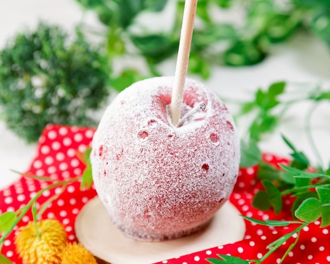 〈まる〉ホワイトチョコレートりんご飴