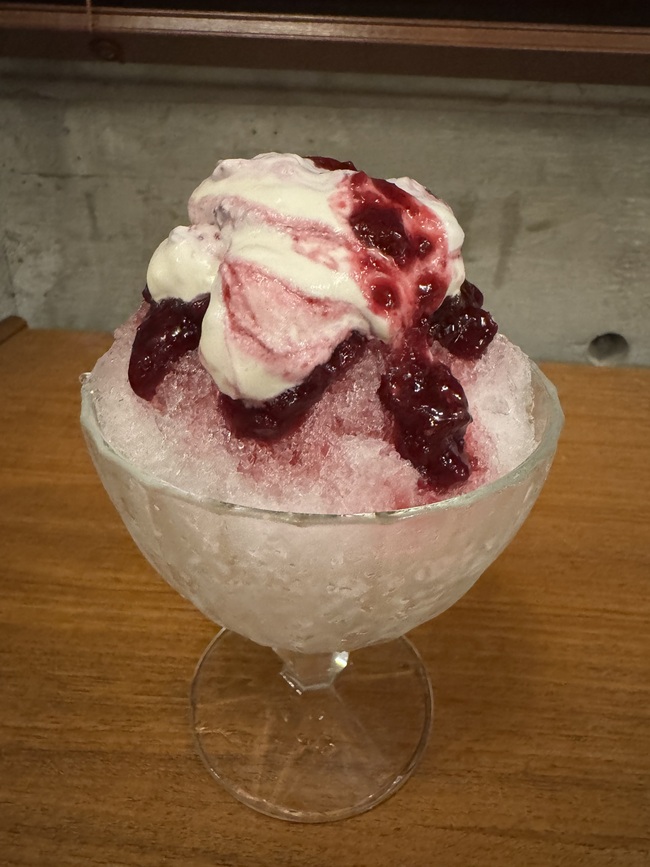 かき氷　ベリークリーム