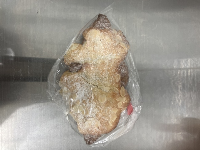 アーモンドクロワッサン