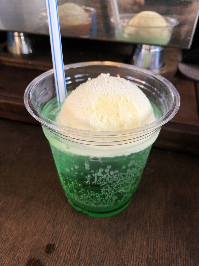 クリームソーダ