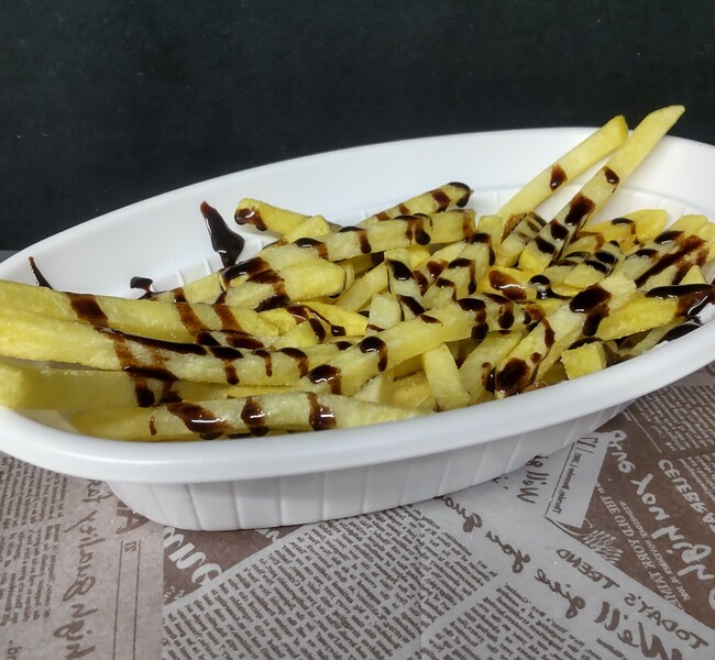 フライドポテトチョコソース