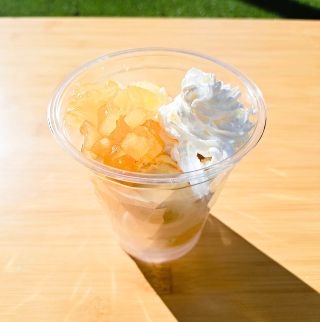 りんごホイップワッフル