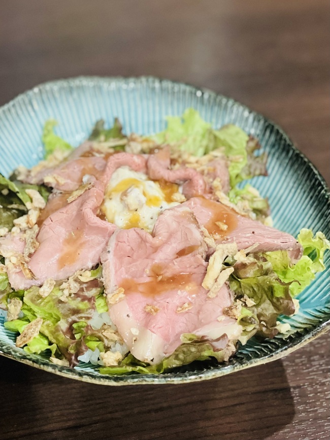 ローストビーフ丼