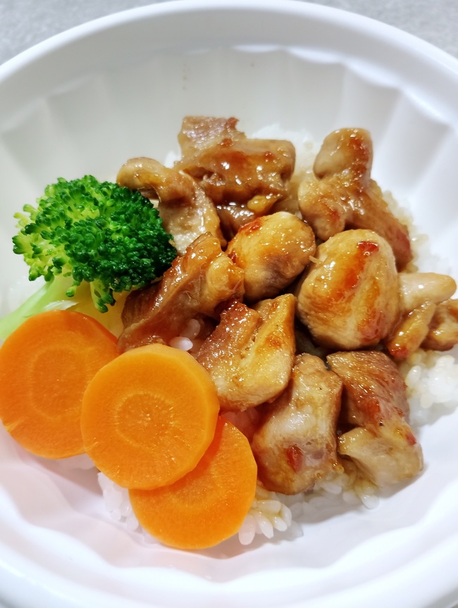 鶏ももグリル丼ぶり（農工大）