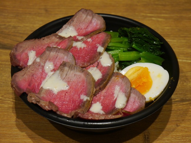 ローストビーフ丼