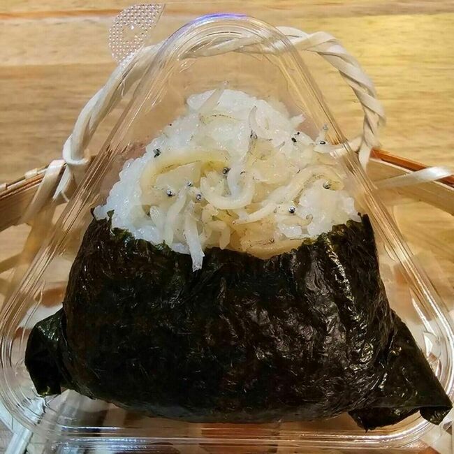 おにぎり(しらす)