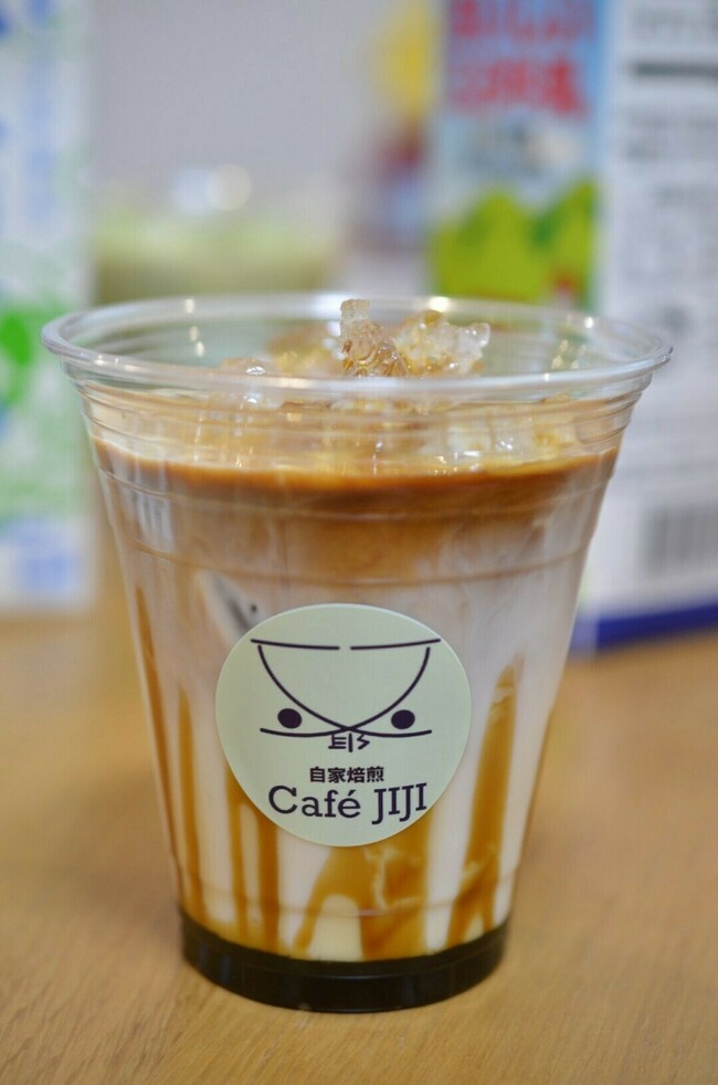 黒糖アイスカフェラテ/黒糖アイスソイラテ