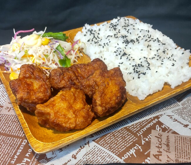 鶏のからあげ弁当