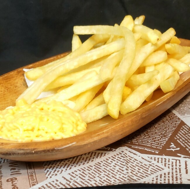フライドポテトチーズソース