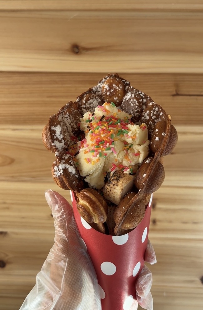 ワッフルアイスパフェ