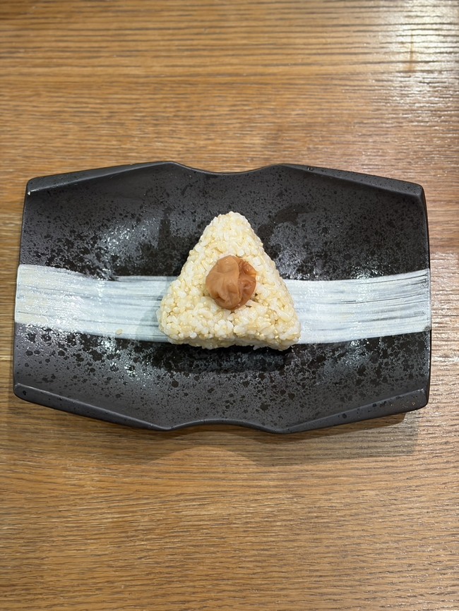 UMEBOSHI(梅干しおにぎり)