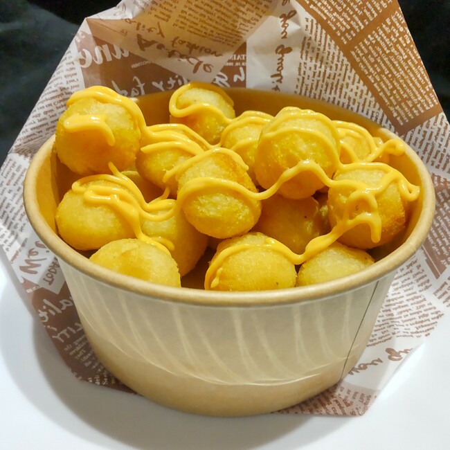 ポテトボールチーズソース