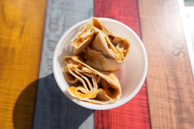 チキンチーズ ケサディーヤ