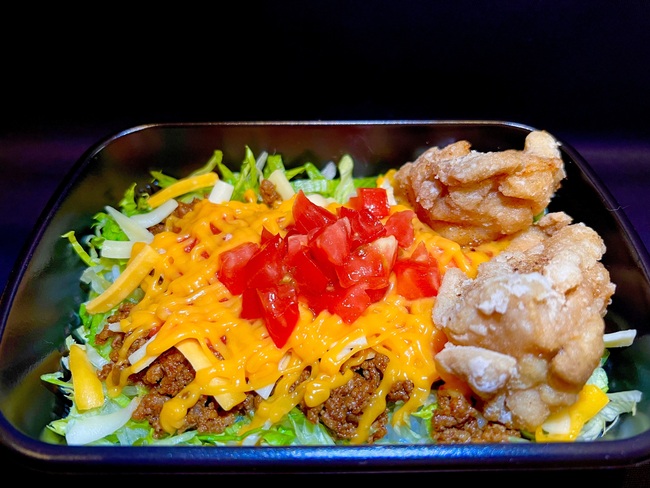 唐揚げチーズタコライス
