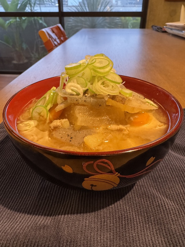 豚汁 （期間限定）